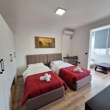 Albania Apartment Near Tirana City Center Double Or Twin Bed Exterior photo